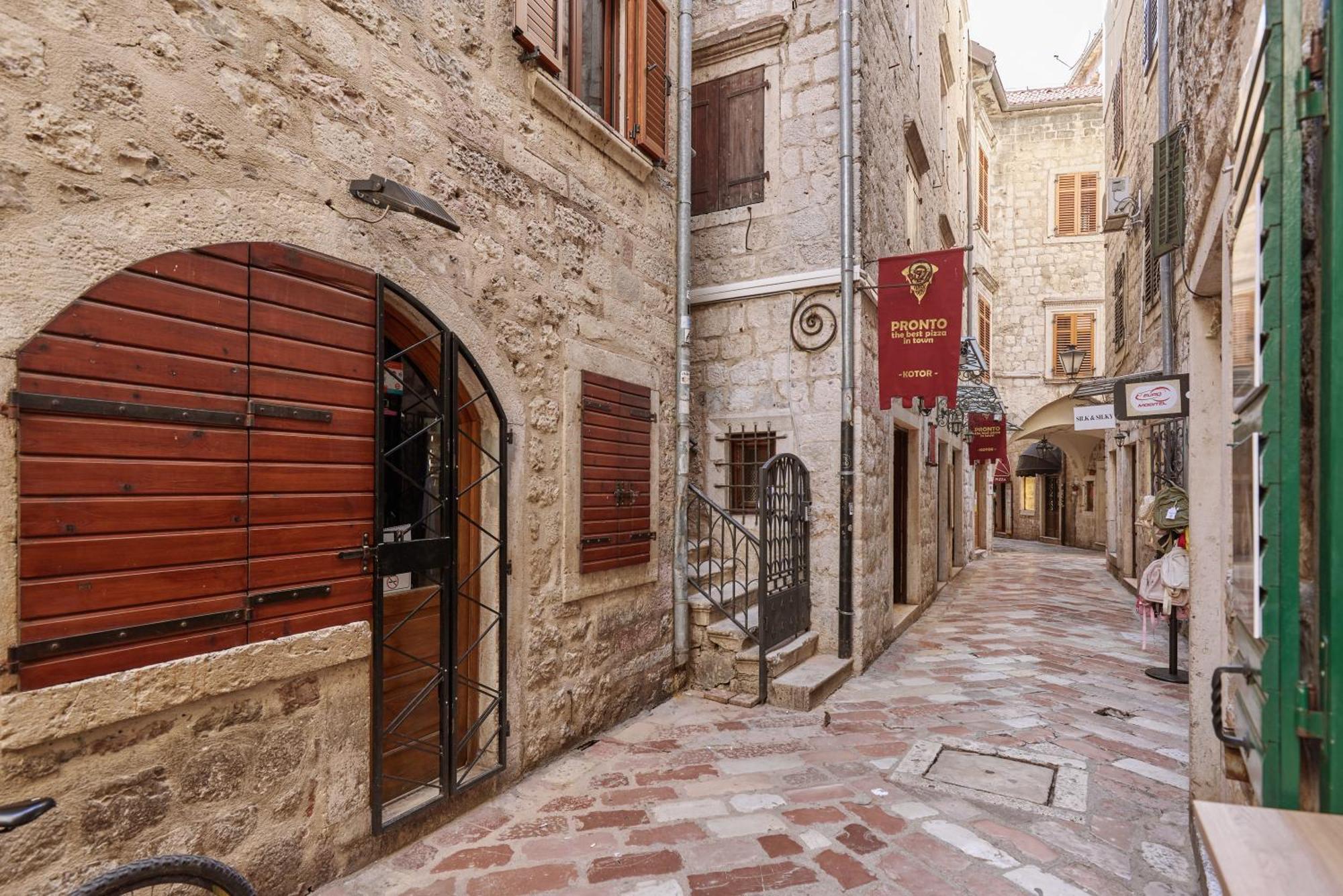 G-Apart Kotor Extérieur photo